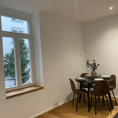 Апартаменты Stylish Oasis And Near Frankfurt And Airport Оффенбах