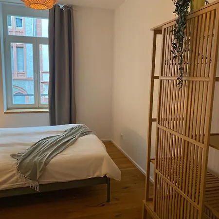 Stylish Oasis And Near Frankfurt And Airport Апартаменты
