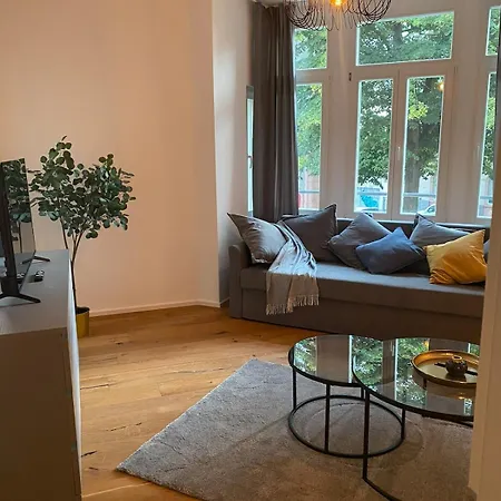 Апартаменты Stylish Oasis And Near Frankfurt And Airport Оффенбах