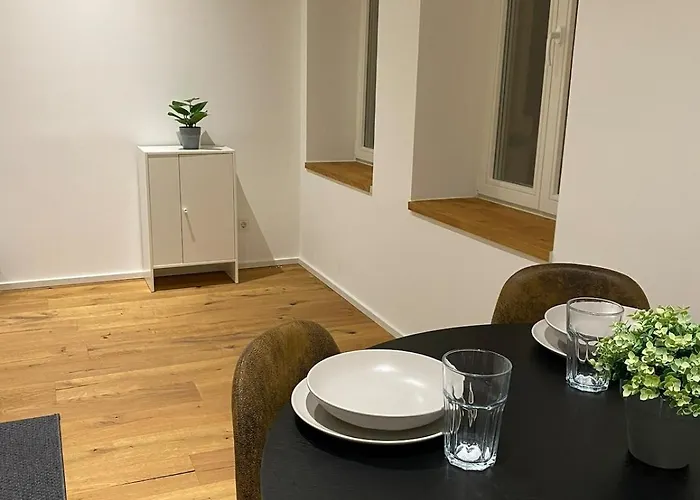 Stylish Oasis And Near Frankfurt And Airport *